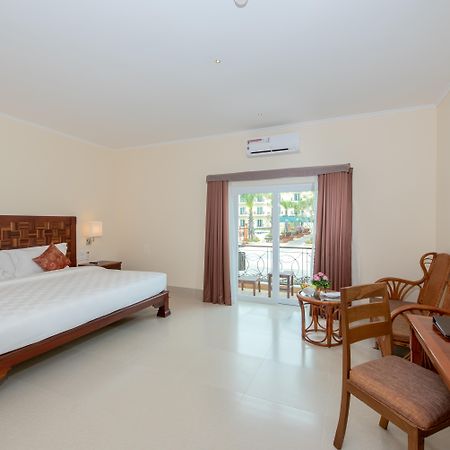 Sokha Palace Siem Reap Hotel Exterior foto