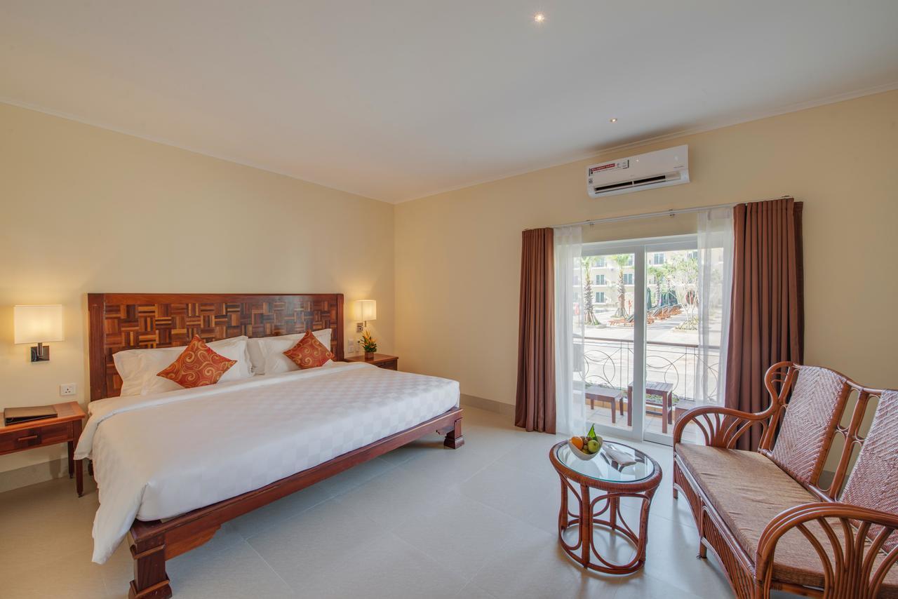 Sokha Palace Siem Reap Hotel Exterior foto